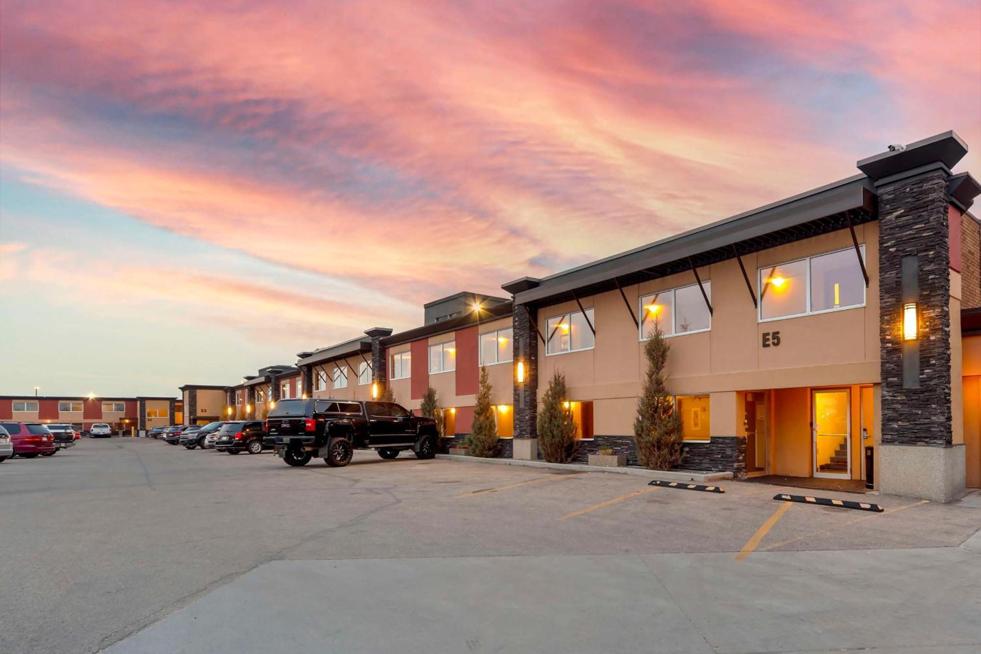 Best Western Plus City Centre Inn Эдмонтон Экстерьер фото