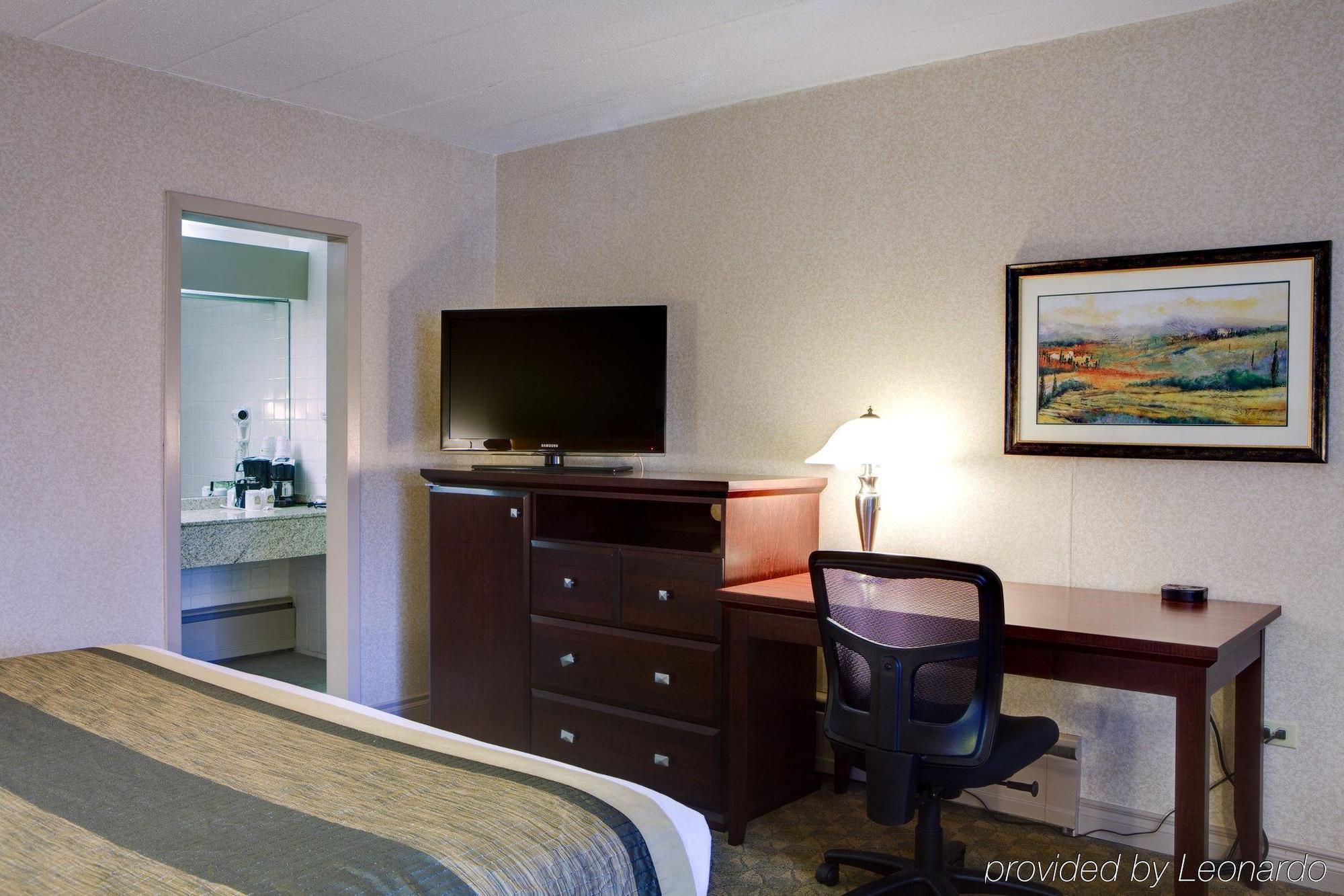 Best Western Plus City Centre Inn Эдмонтон Номер фото